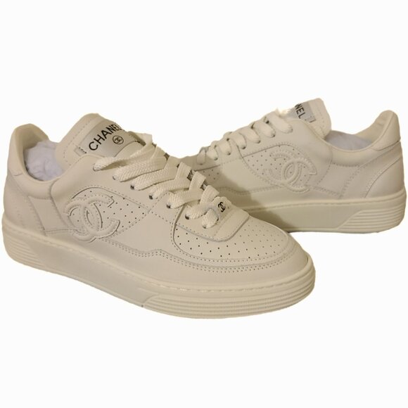 New CHANEL 36 5.5 White Leather CC Low-top Sneakers G45079 - Picture 4 of 10